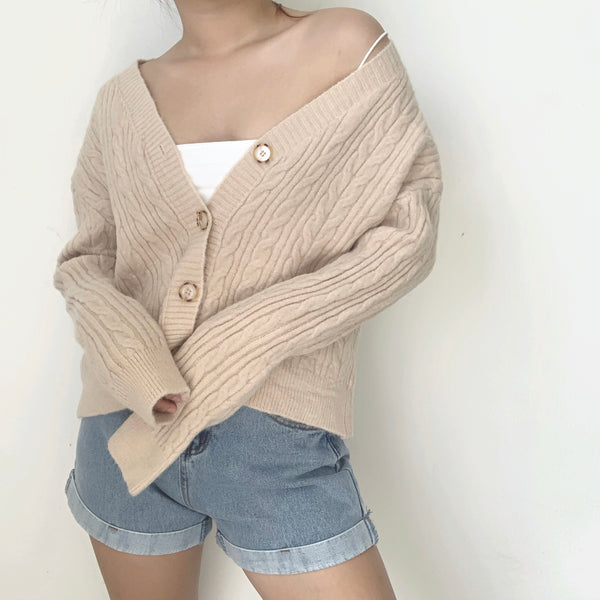 Cloud Knitted Cardigan (Oat)