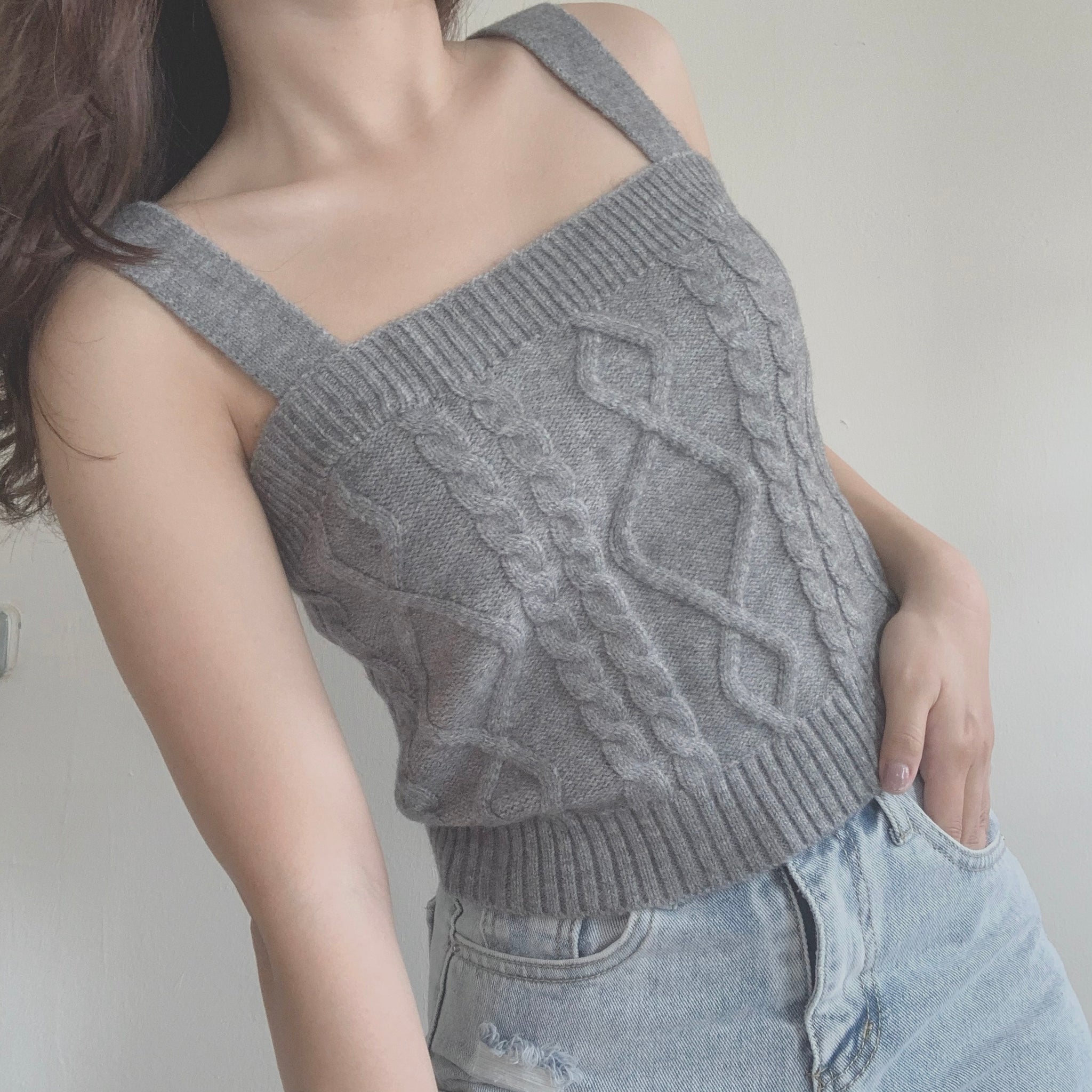 Calla Knitted Tank (Graphite)